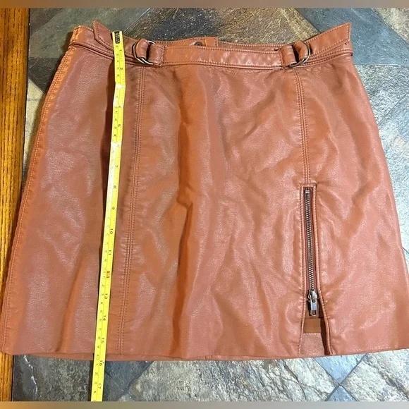 NWT Free People Faux Leather Mini Skirt Zip Slit Brown Festival Chic - Picture 7 of 12